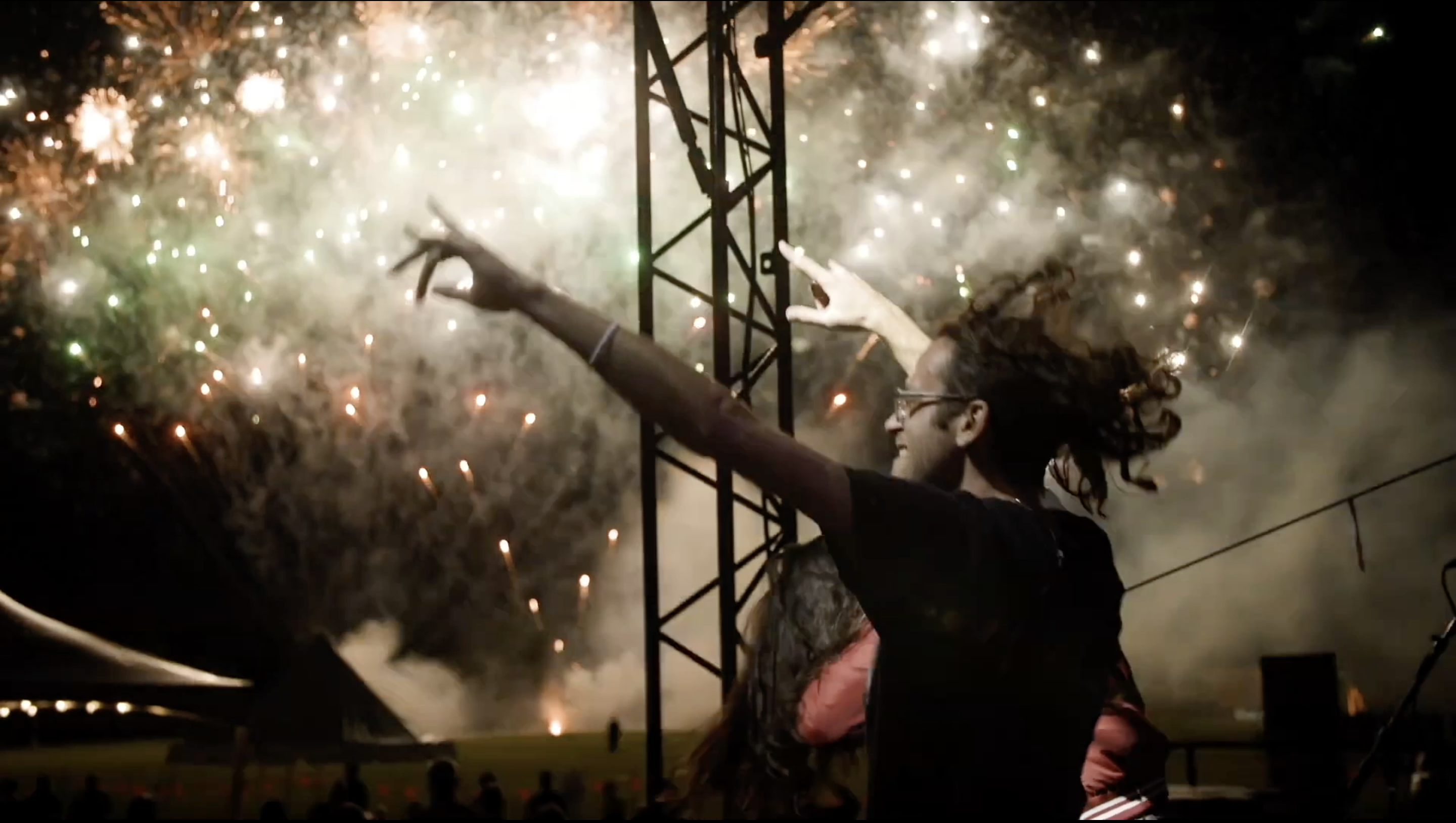 Five-star event guests enjoying Party Echelon’s unforgettable show