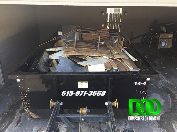 commercial waste service in Gallatin
