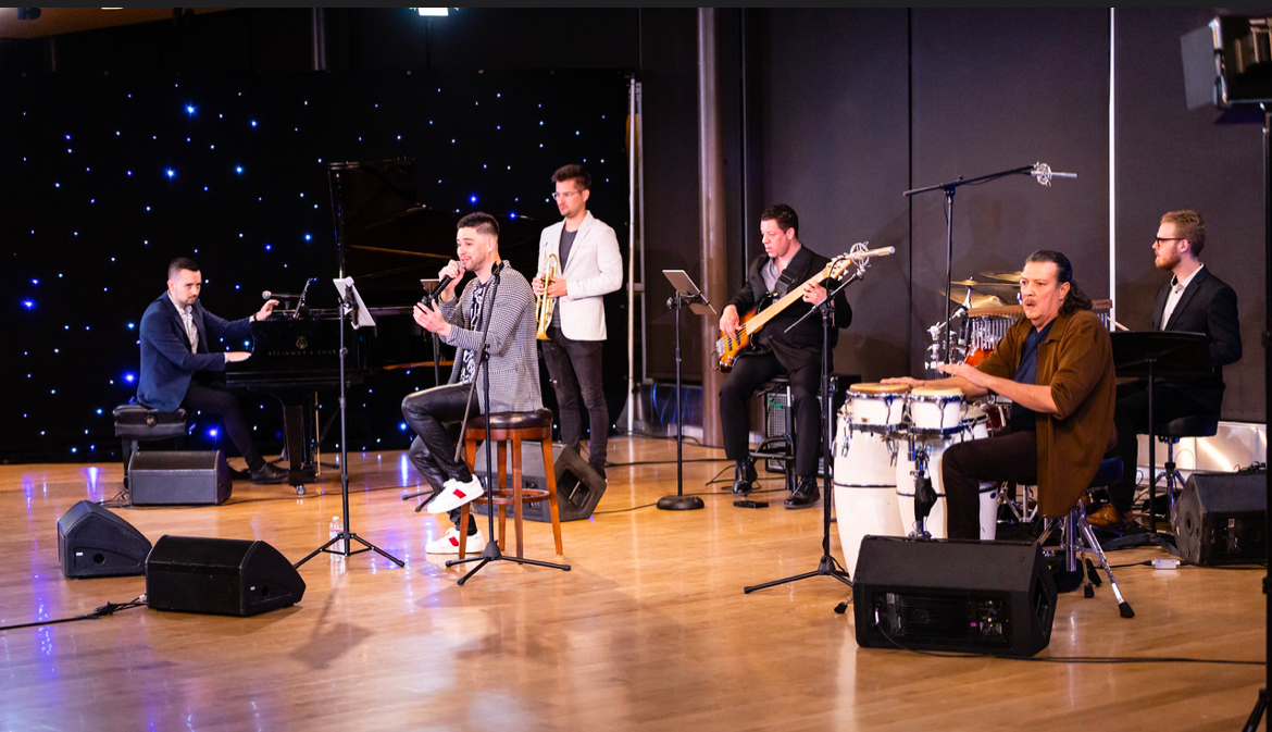 Kevin Judd Quintet featuring Nayi Escalona performing luxury lounge music