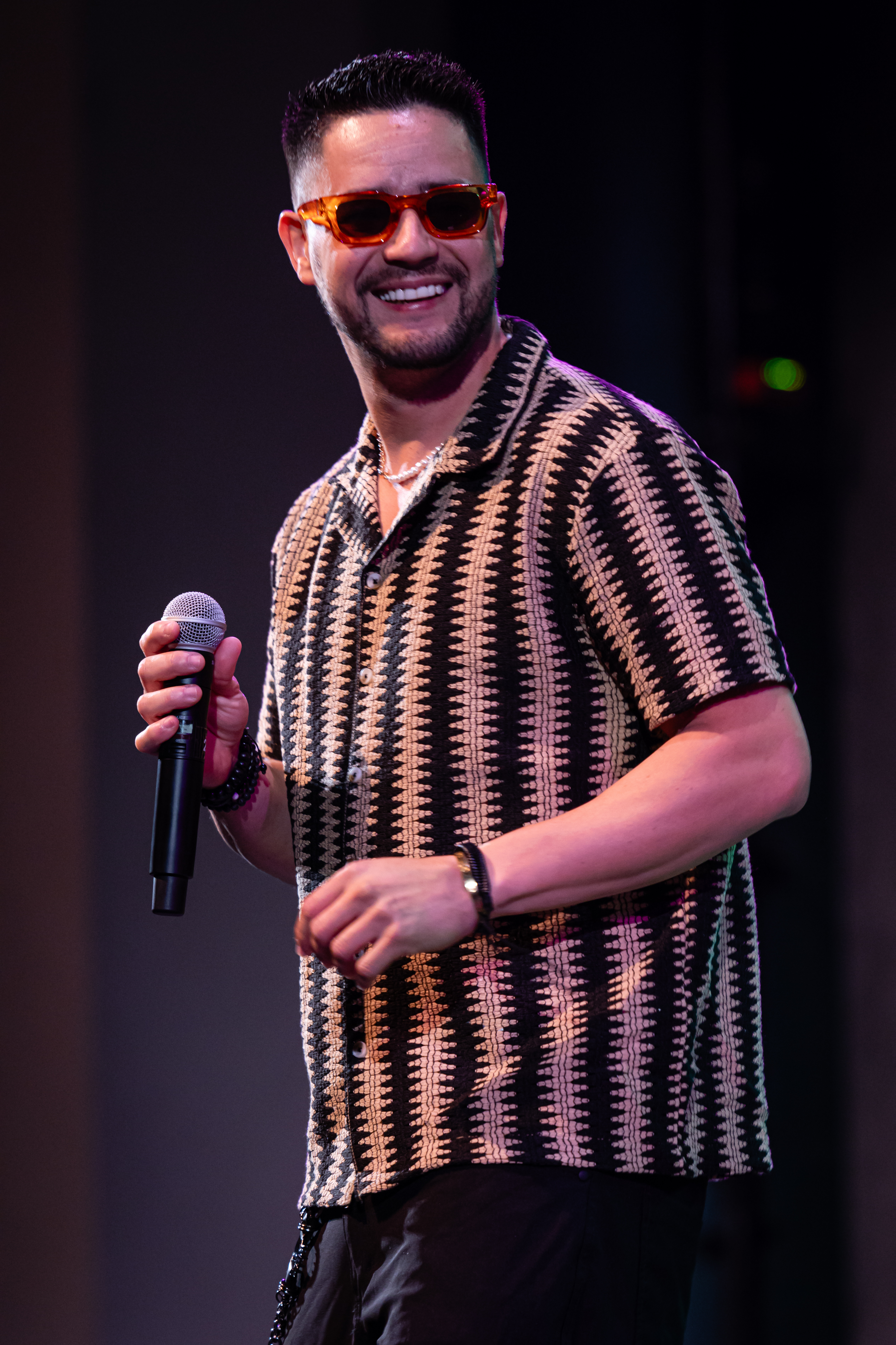 Party Echelon Latin and international musicians performing at a luxury destination event